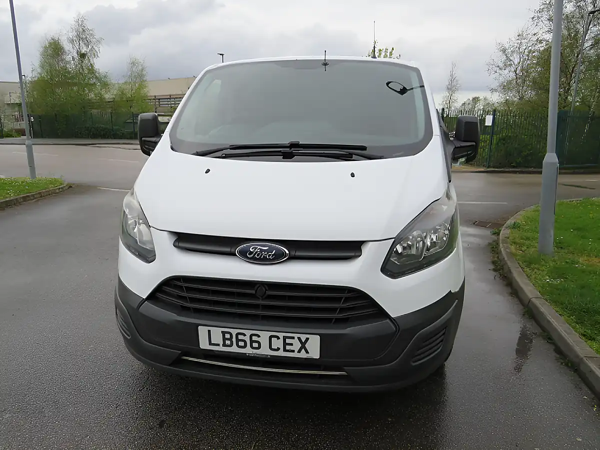 Used 2016 Ford Transit Custom 310 L1 H1 White - Interior and Exterior details 8