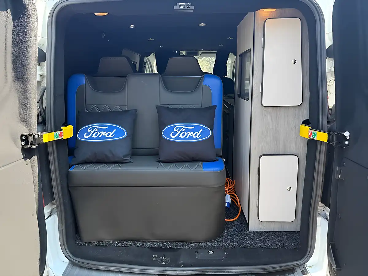 Used 2016 Ford Transit Custom Camper Trend White - Interior and Exterior details 9
