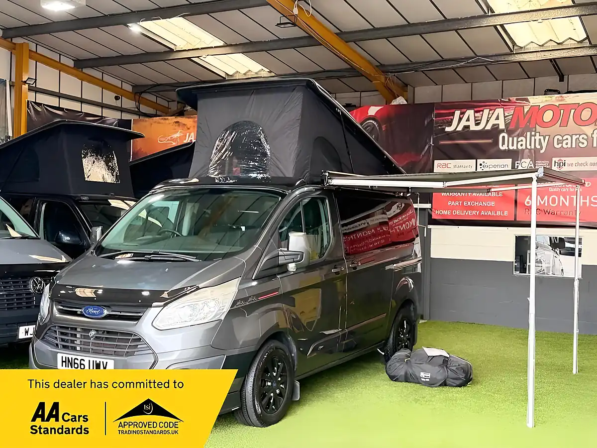 Used 2016 Ford Transit Custom Campervan Grey - Front View