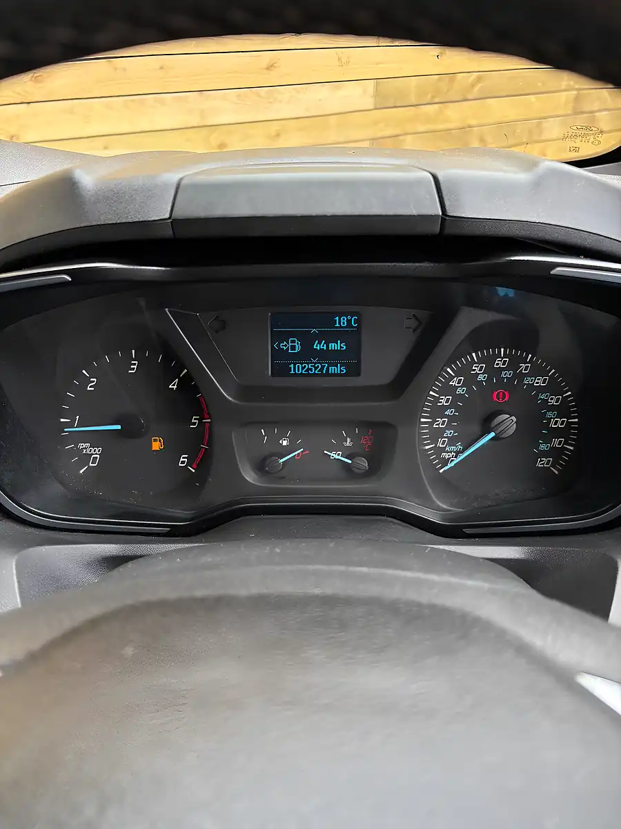 Used 2016 Ford Transit Custom Limited Black - Interior and Exterior details 18
