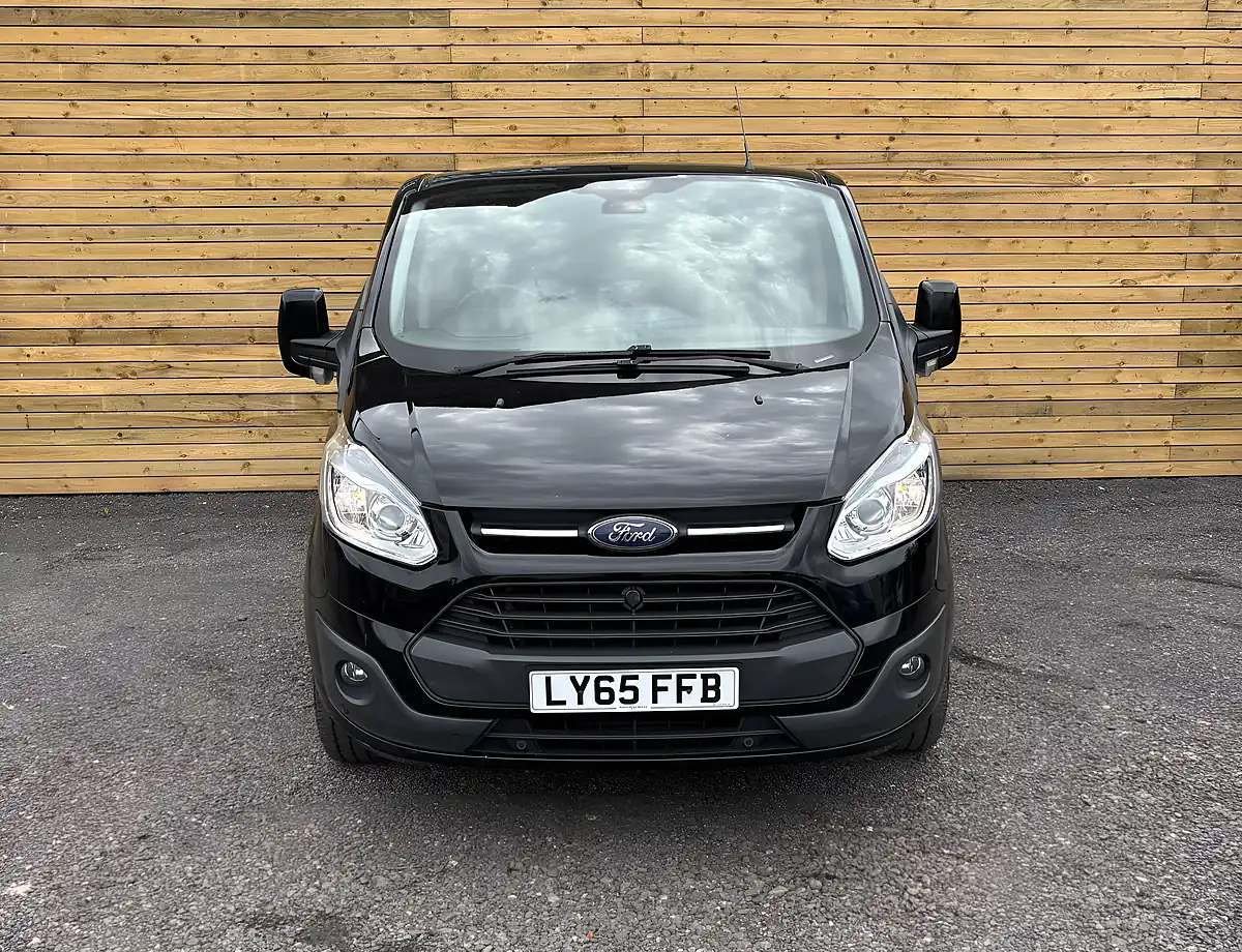 Used 2016 Ford Transit Custom Limited Black - Interior and Exterior details 8