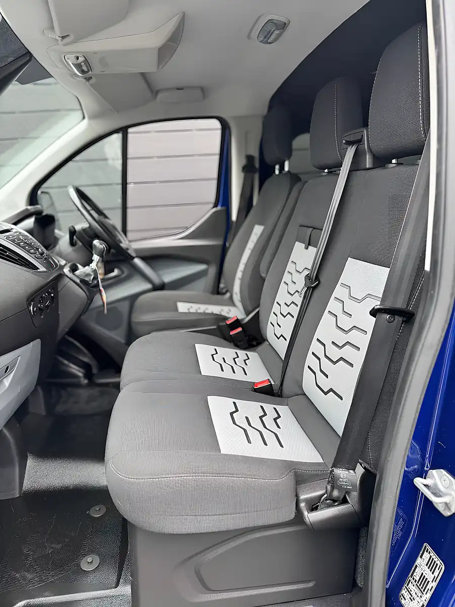 Used 2016 Ford Transit Custom Limited Blue - Interior and Exterior details 11