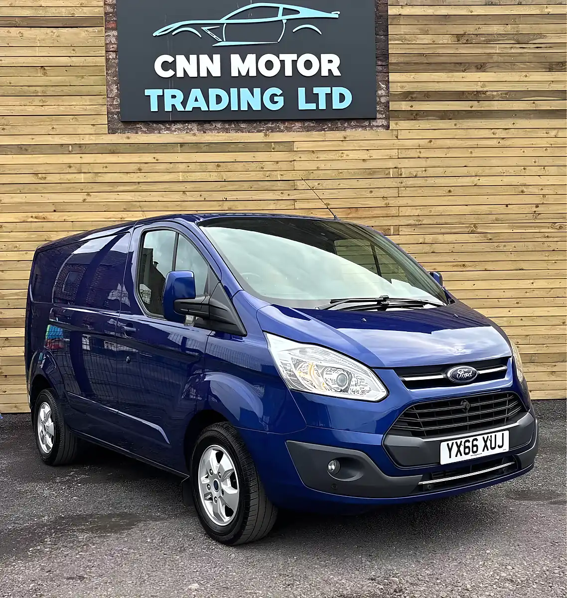 Used 2016 Ford Transit Custom Limited Blue - Front View