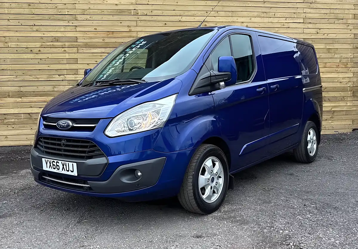 Used 2016 Ford Transit Custom Limited Blue - Interior and Exterior details 13