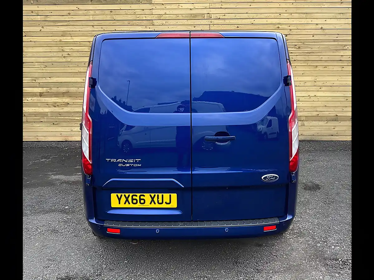 Used 2016 Ford Transit Custom Limited Blue - Interior and Exterior details 8