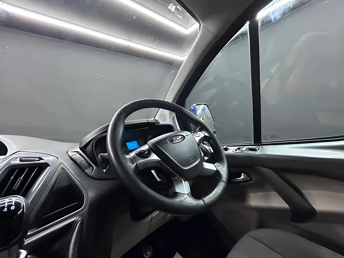 Used 2016 Ford Transit Custom Limited Blue - Interior and Exterior details 18