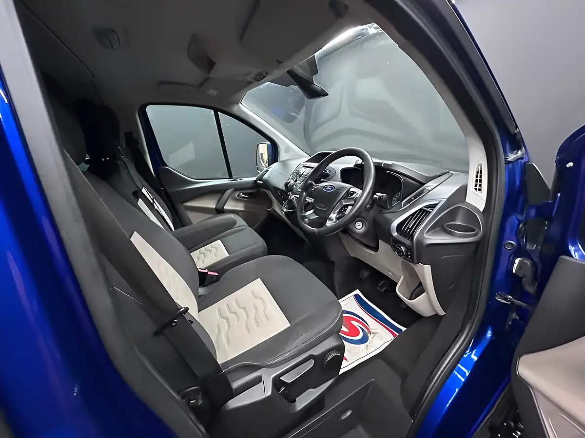 Used 2016 Ford Transit Custom Limited Blue - Interior and Exterior details 20