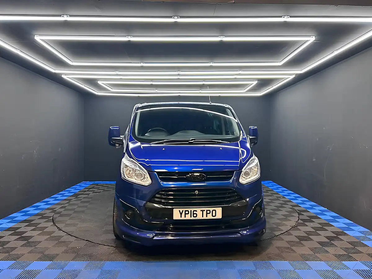 Used 2016 Ford Transit Custom Limited Blue - Interior and Exterior details 3