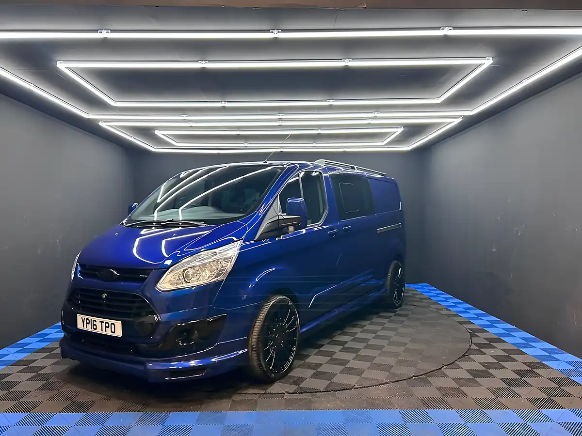 Used 2016 Ford Transit Custom Limited Blue - Interior and Exterior details 5
