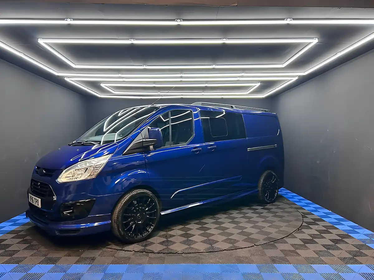 Used 2016 Ford Transit Custom Limited Blue - Interior and Exterior details 6