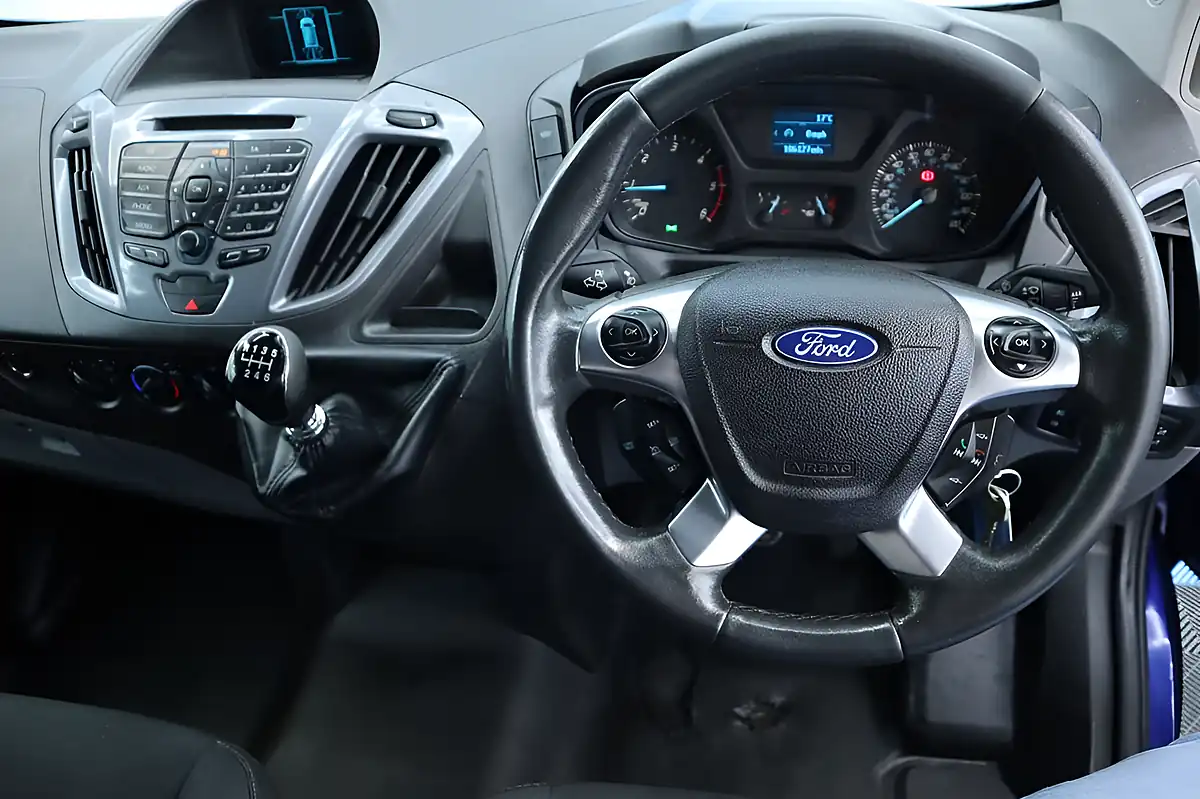 Used 2016 Ford Transit Custom Limited Blue - Interior and Exterior details 16