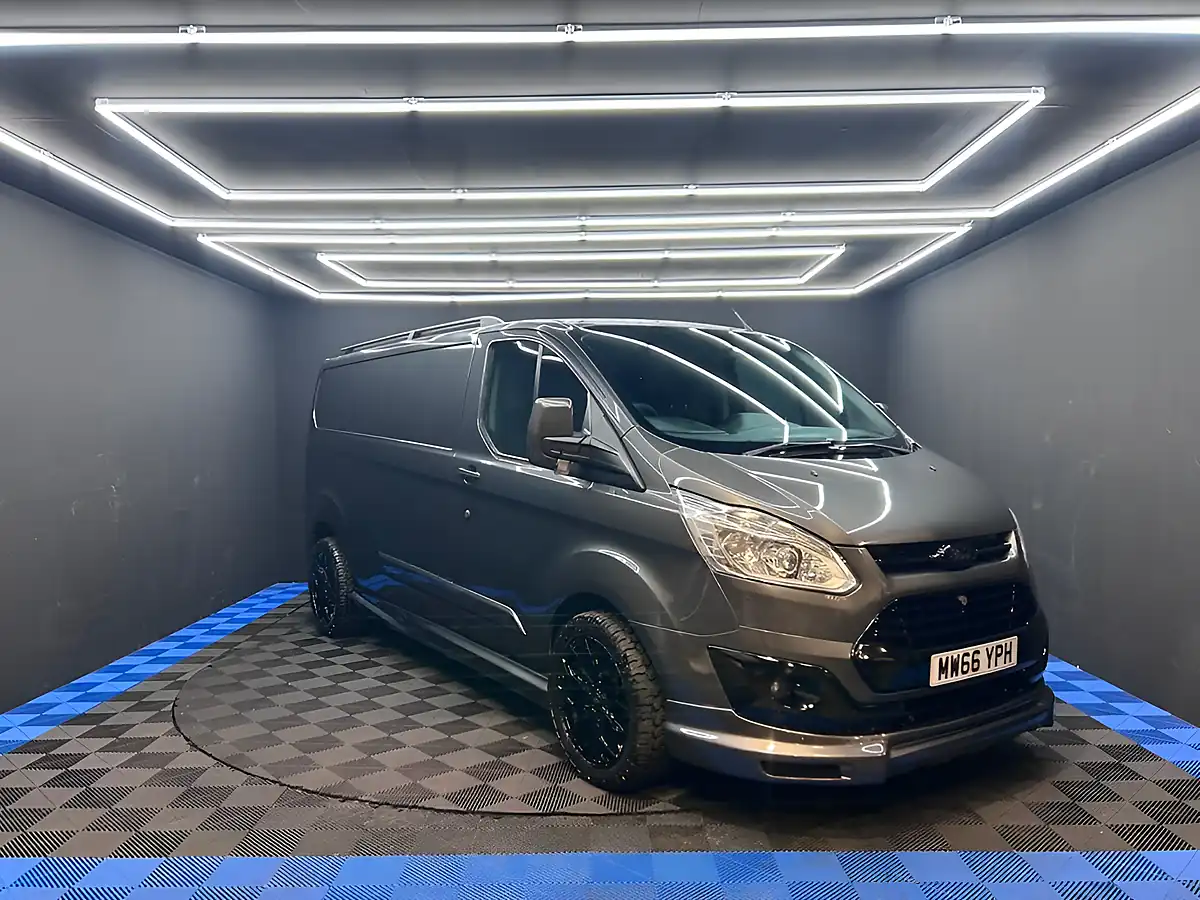 Used 2016 Ford Transit Custom Limited Grey - Front View