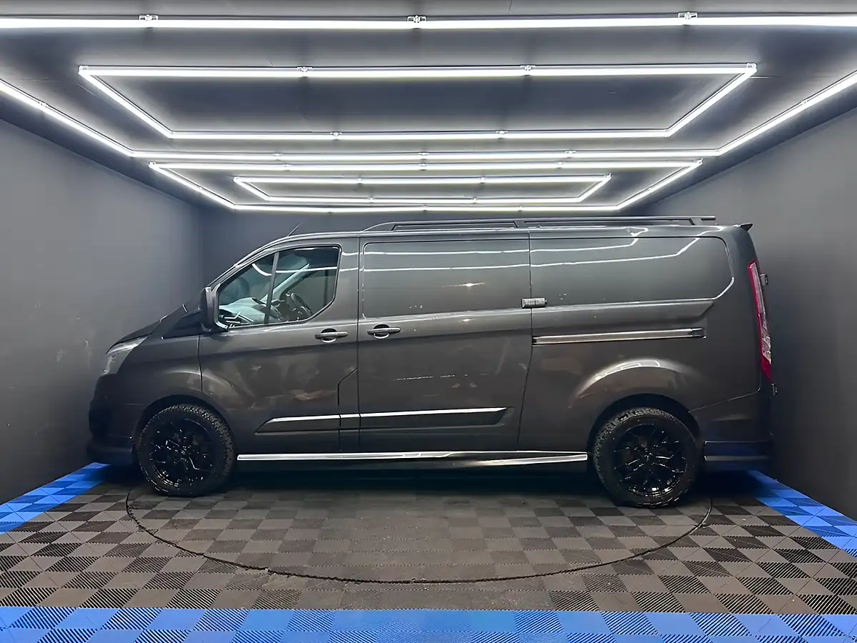 Used 2016 Ford Transit Custom Limited Grey - Interior and Exterior details 10