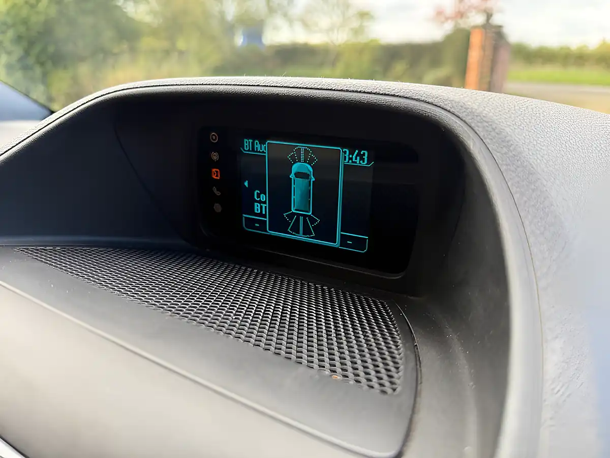 Used 2016 Ford Transit Custom Limited Grey - Interior and Exterior details 12