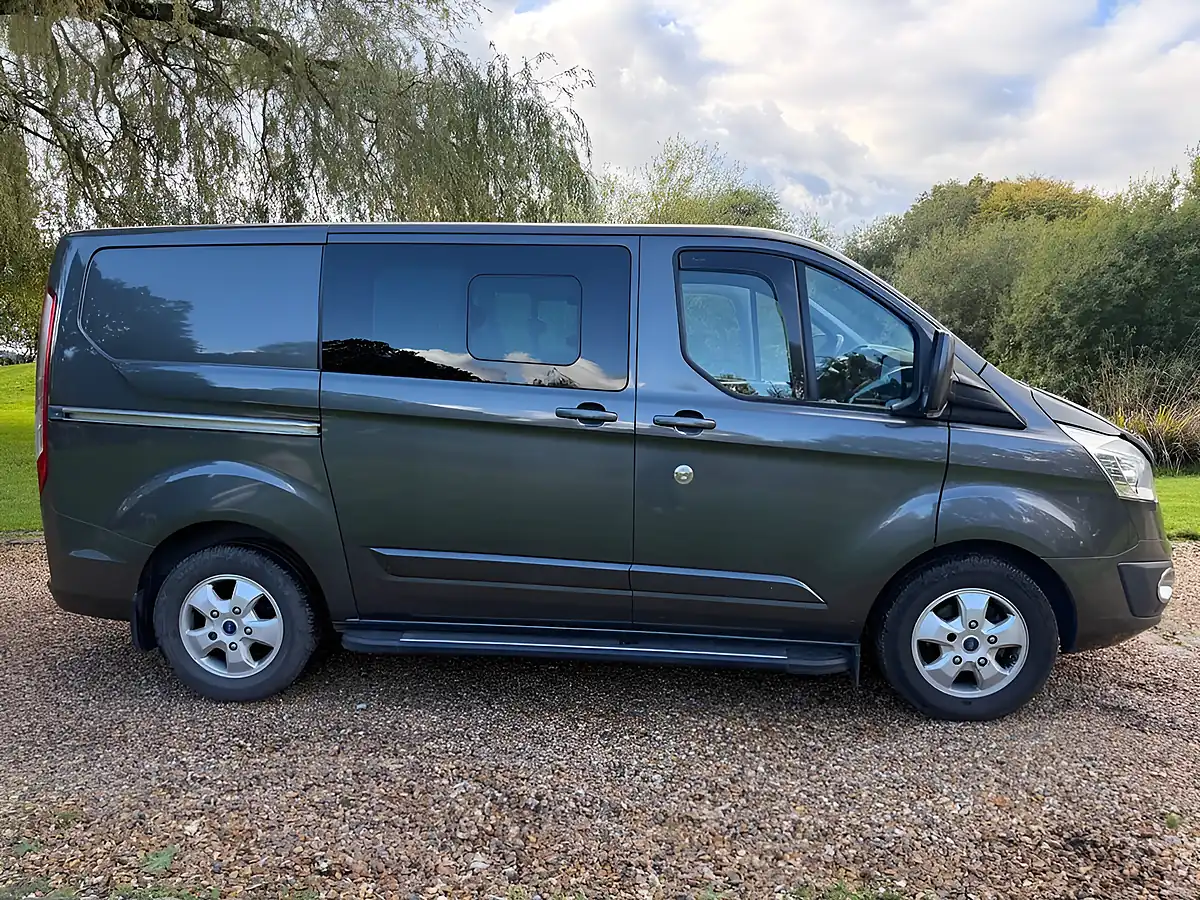 Used 2016 Ford Transit Custom Limited Grey - Interior and Exterior details 7