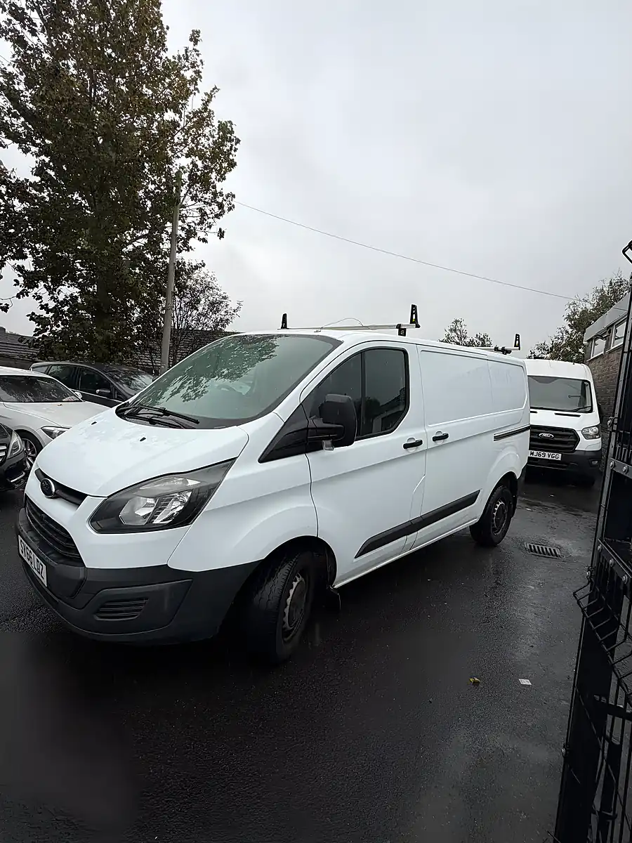 Used 2016 Ford Transit Custom Low Roof White - Interior and Exterior details 2