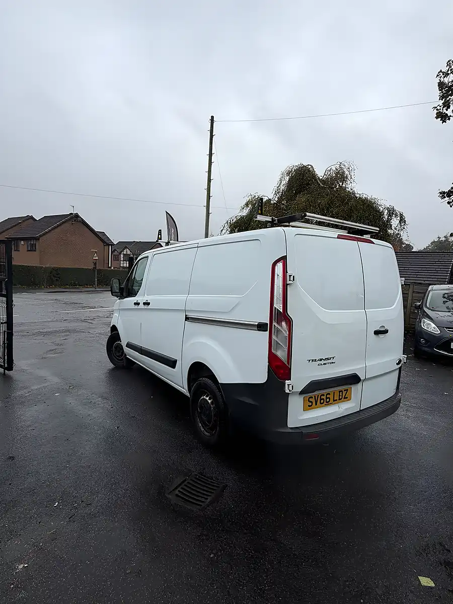 Used 2016 Ford Transit Custom Low Roof White - Interior and Exterior details 5