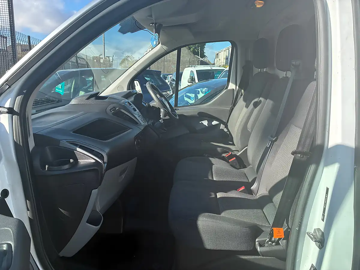Used 2016 Ford Transit Custom Panel Van White - Interior and Exterior details 13