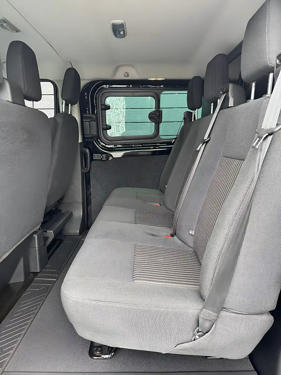 Used 2016 Ford Transit Custom Trend Black - Interior and Exterior details 13