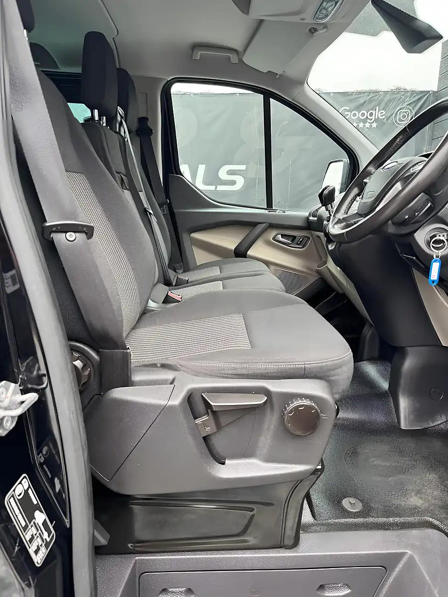Used 2016 Ford Transit Custom Trend Black - Interior and Exterior details 15