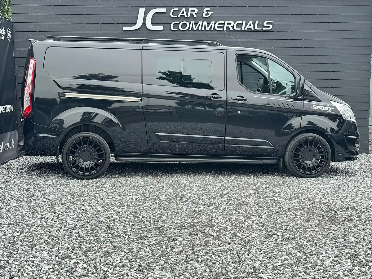 Used 2016 Ford Transit Custom Trend Black - Interior and Exterior details 2