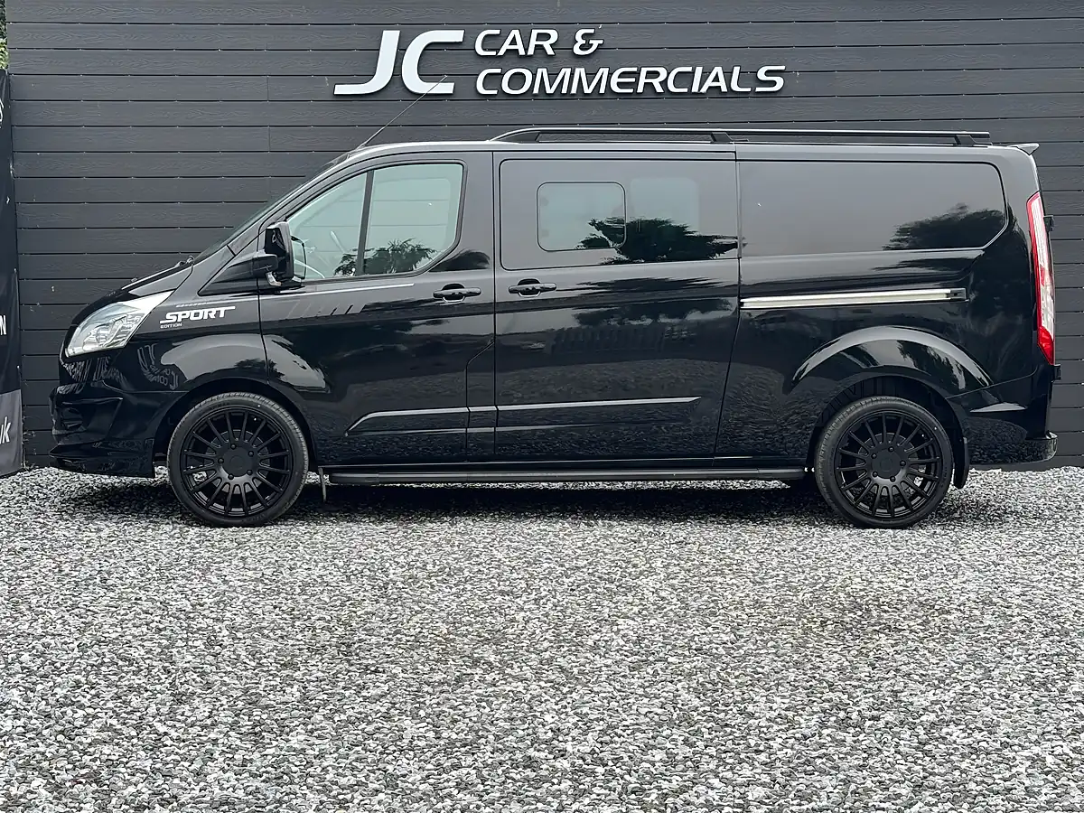 Used 2016 Ford Transit Custom Trend Black - Interior and Exterior details 7