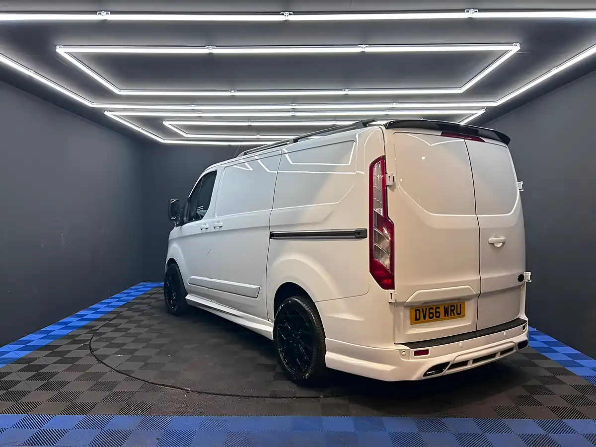 Used 2016 Ford Transit Custom Trend White - Interior and Exterior details 10