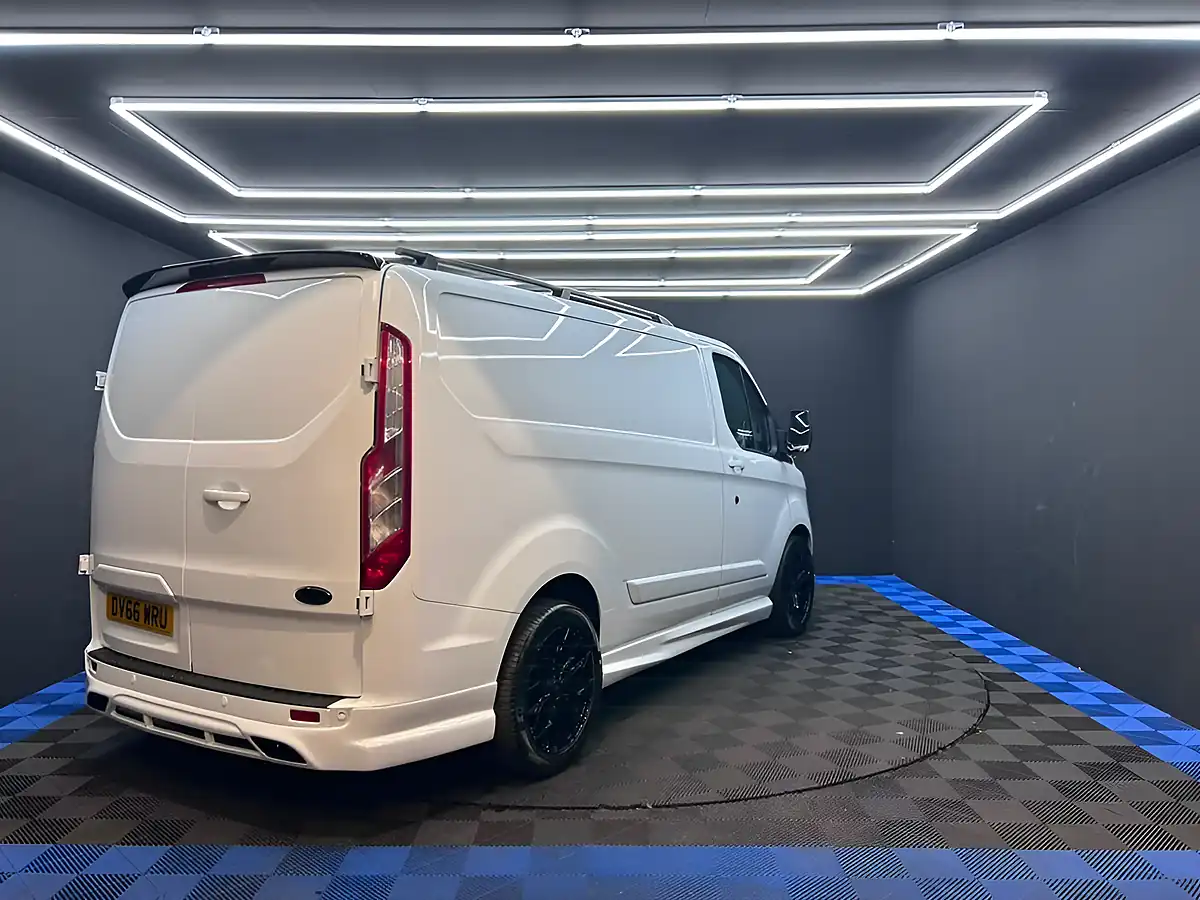 Used 2016 Ford Transit Custom Trend White - Interior and Exterior details 11