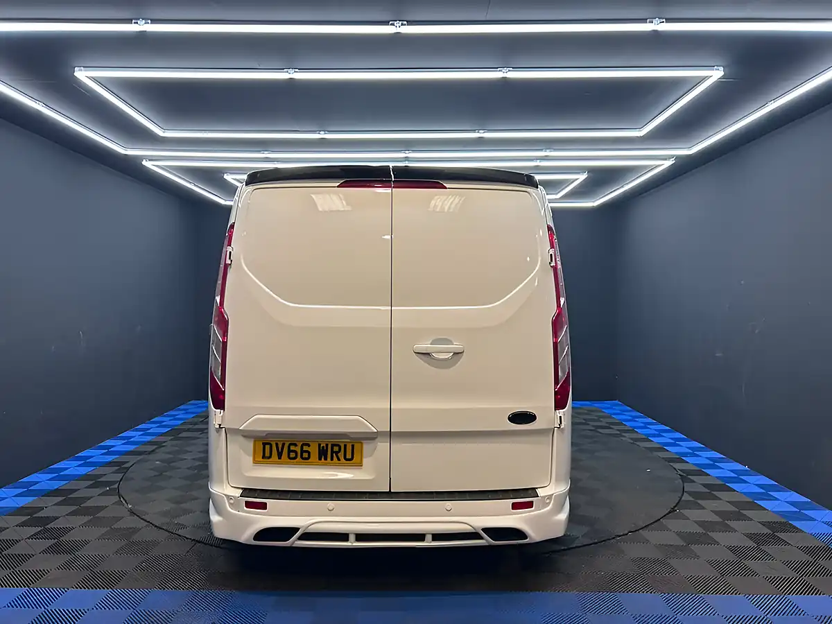 Used 2016 Ford Transit Custom Trend White - Interior and Exterior details 12