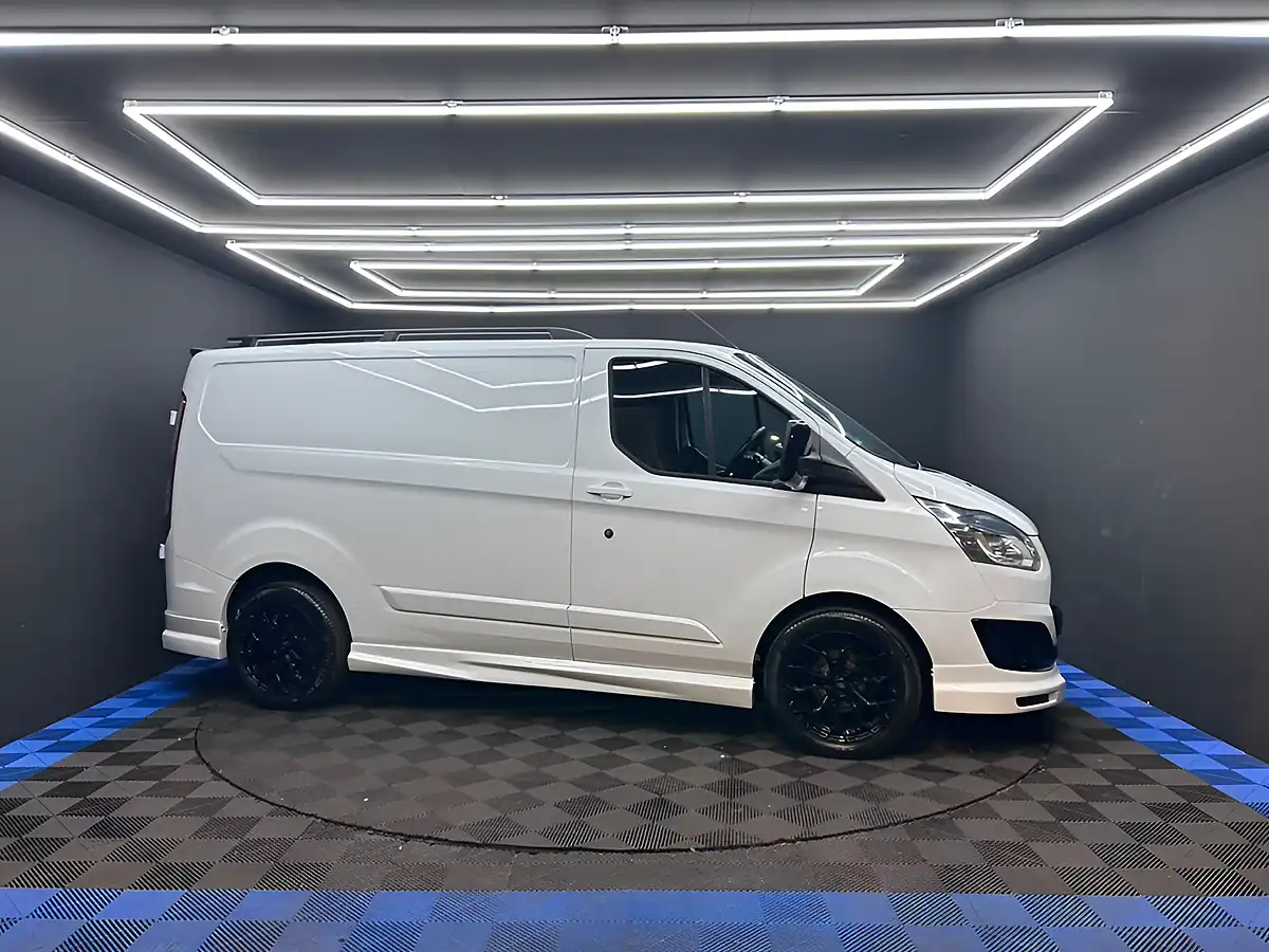 Used 2016 Ford Transit Custom Trend White - Interior and Exterior details 13