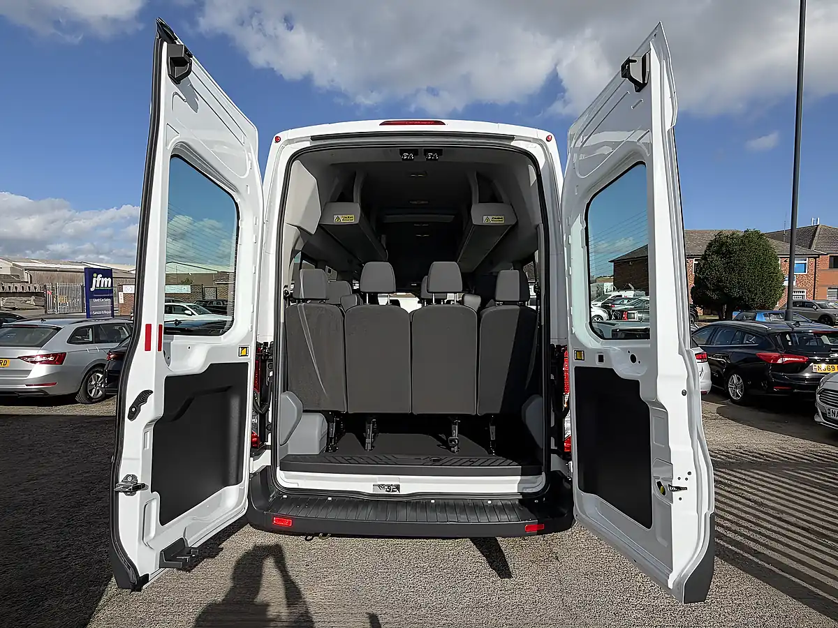 Used 2016 Ford Transit Trend Hdt White - Interior and Exterior details 17