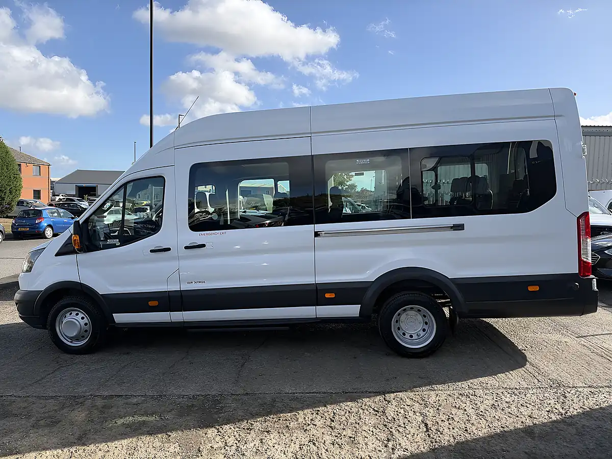 Used 2016 Ford Transit Trend Hdt White - Interior and Exterior details 9