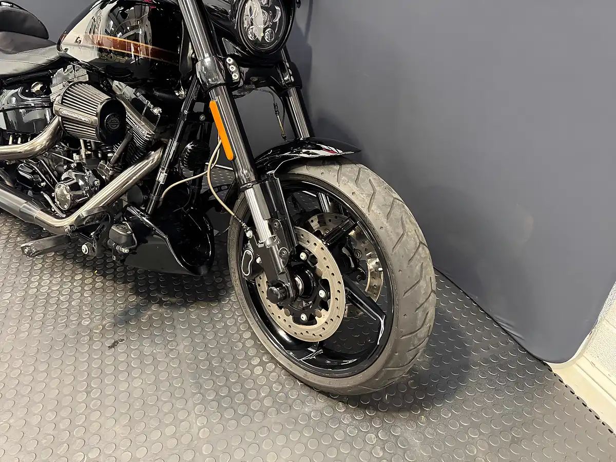 Used 2016 Harley-Davidson Breakout Pro Street - Interior and Exterior details 6