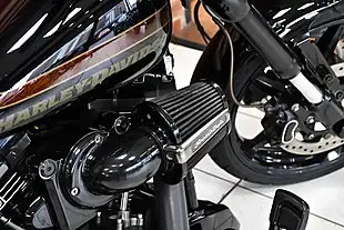 Used 2016 Harley-Davidson Fxsbe Breakout Cvo Black - Interior and Exterior details 18