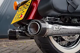 Used 2016 Harley-Davidson Road King Classic Velocity Red Sunglo - Interior and Exterior details 13
