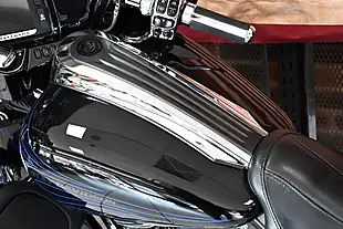 Used 2016 Harley-Davidson Street Glide Cvo Flhxse Multi-Coloured - Interior and Exterior details 14