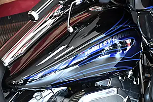 Used 2016 Harley-Davidson Street Glide Cvo Flhxse Multi-Coloured - Interior and Exterior details 2