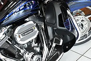 Used 2016 Harley-Davidson Street Glide Cvo Flhxse Multi-Coloured - Interior and Exterior details 3