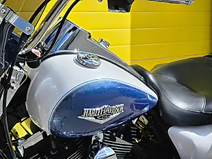 Used 2016 Harley-Davidson Touring Road King White - Interior and Exterior details 19
