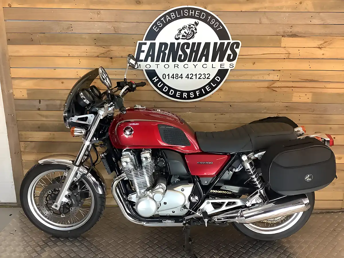 Used 2016 Honda Cb 1100 Red - Interior and Exterior details 2