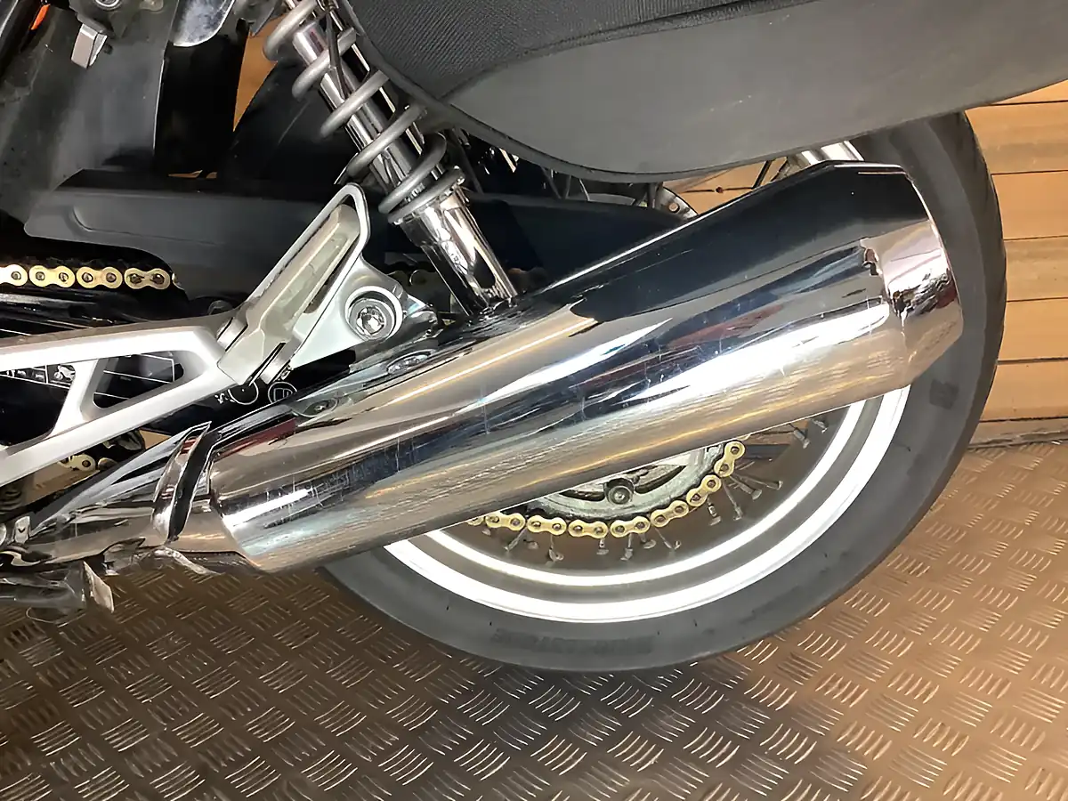 Used 2016 Honda Cb 1100 Red - Interior and Exterior details 20