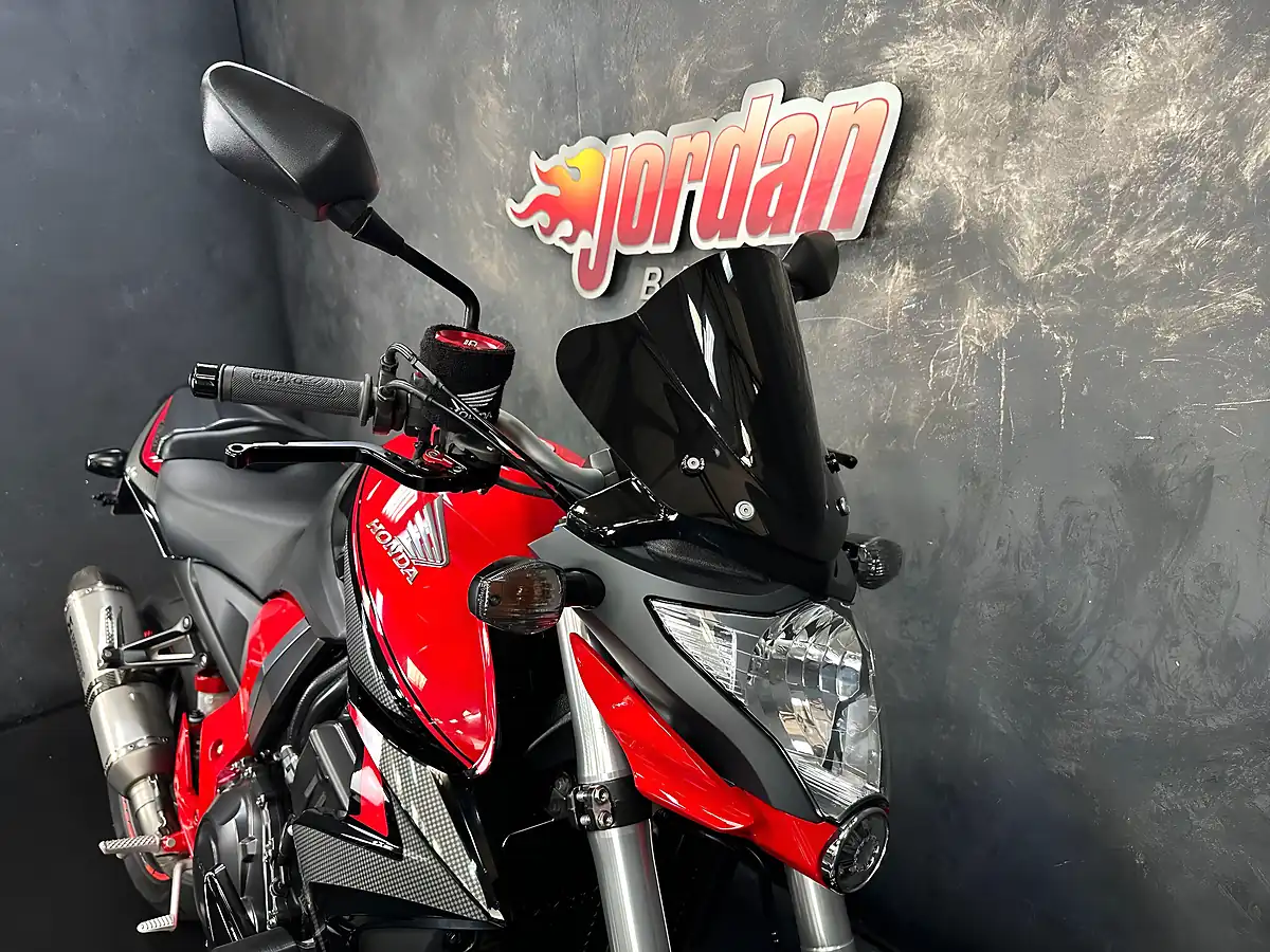 Used 2016 Honda CB1000R 1000 Red - Interior and Exterior details 11