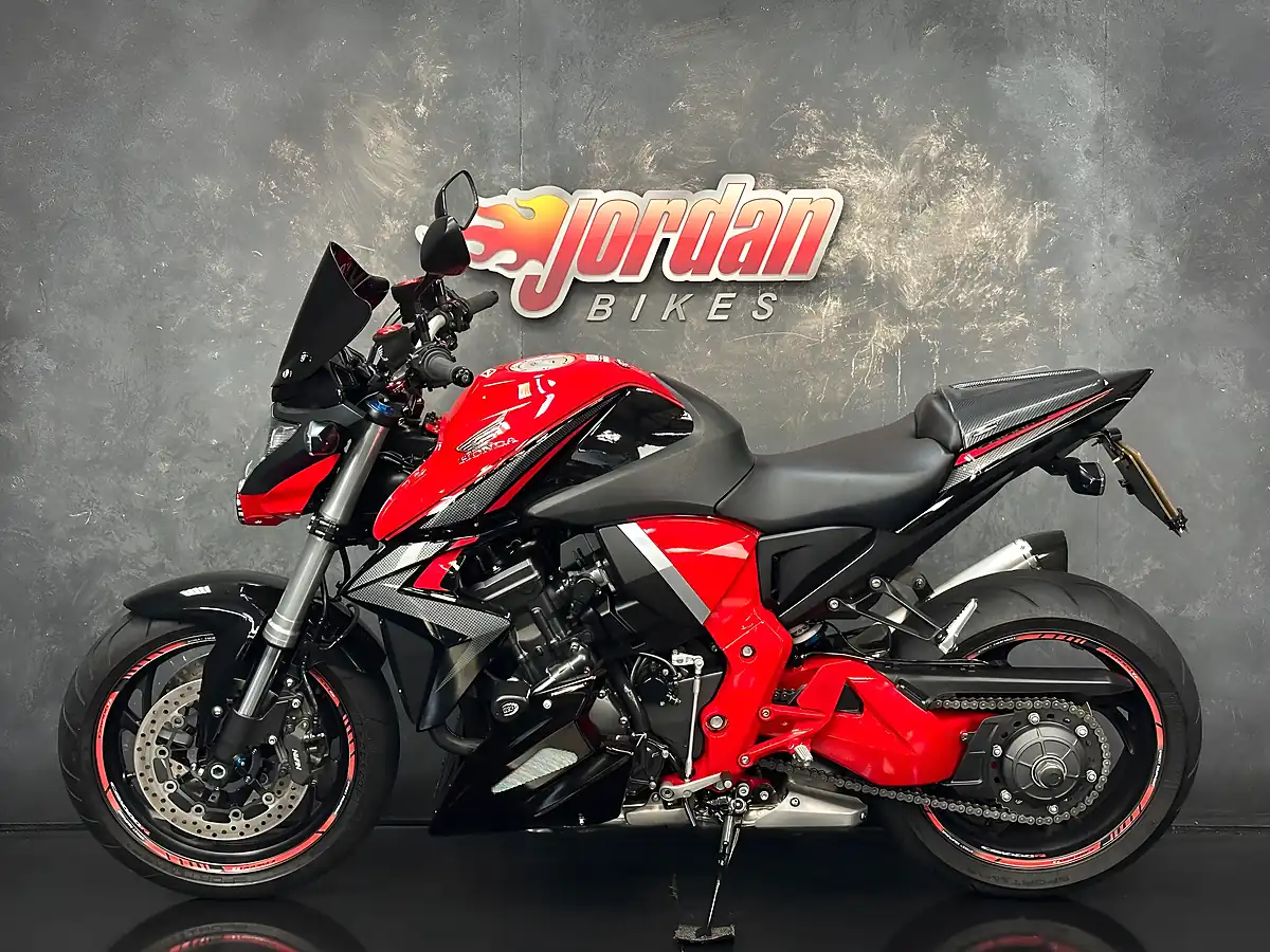 Used 2016 Honda CB1000R 1000 Red - Interior and Exterior details 2
