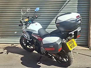 Used 2016 Honda CB500 CB500X White - Interior and Exterior details 8