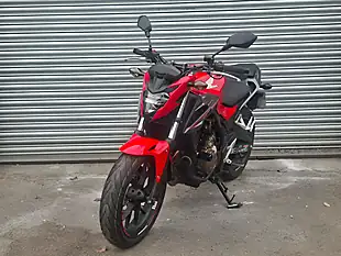 Used 2016 Honda CB500 Red - Interior and Exterior details 3