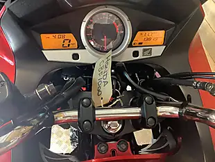 Used 2016 Honda Cbf GT Red - Interior and Exterior details 7