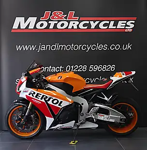 Used 2016 Honda CBR1000RA-G Repsol Fireblade Orange - Interior and Exterior details 6