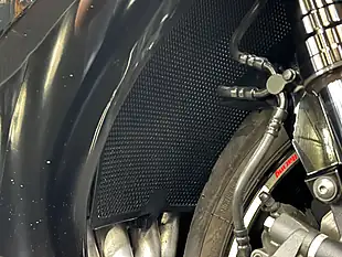 Used 2016 Honda CBR1000RR Fireblade 1000 Black Special Black - Interior and Exterior details 12
