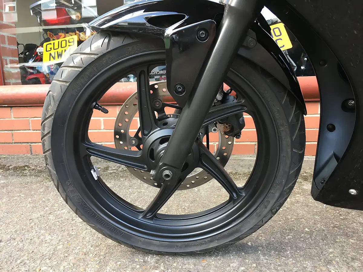 Used 2016 Honda CBR300 Ra-F - Interior and Exterior details 8