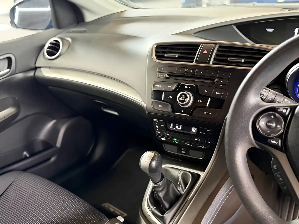 Used 2016 Honda Civic S Blue - Interior and Exterior details 8
